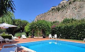 Da Nonna Cettina Appartamento In Villa Con Piscina